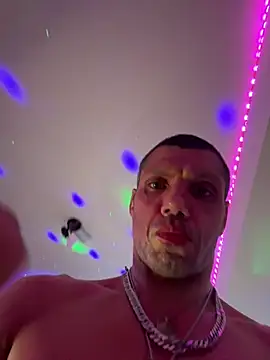 Snapshot of TOYTOYNOW chatting on 1, 2, 2025 TOYTOYNOW online show from 1, 2, 2025