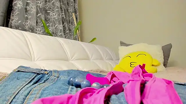 Snapshot of Fritha chatting on 27, 1, 2025 Fritha online show from 27, 1, 2025