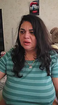 Snapshot of littleRikka chatting on 4, 3, 2026 littleRikka online show from 4, 3, 2026