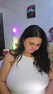 Snapshot of littleRikka chatting on 10, 3, 2026 littleRikka online show from 10, 3, 2026