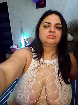 Snapshot of littleRikka chatting on 12, 4, 2026 littleRikka online show from 12, 4, 2026