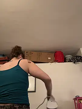 ladyturtle online show from 16, 7, 2026