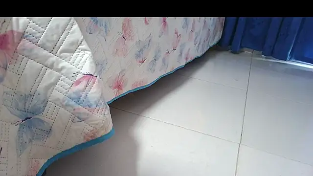 big boobsmature online show from 10, 4, 2026