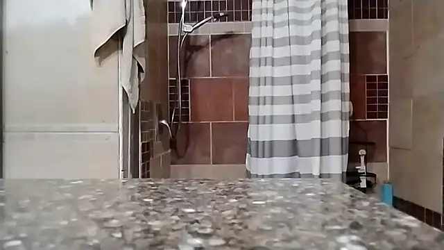 Snapshot of ThickDMatty@xh chatting on 17, 12, 2024 ThickDMattyxh online show from 17, 12, 2024