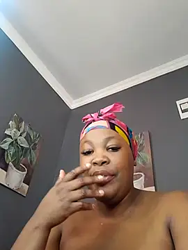 SWEETDOLLY29XX online show from 15, 7, 2026