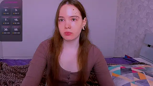 Janie JJ Curvie online show from 14, 4, 2026