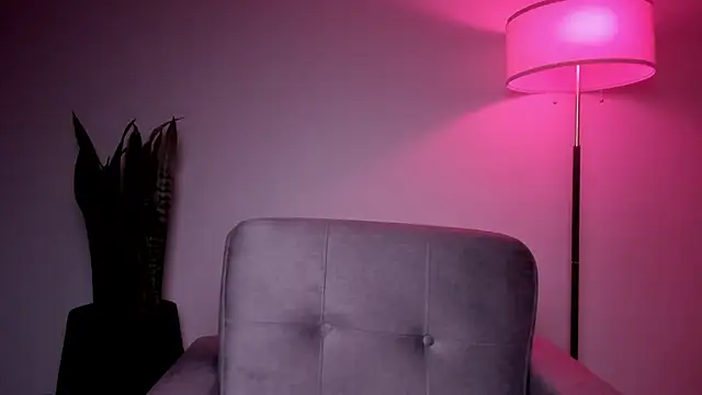 HazelKush online show from 26, 3, 2026