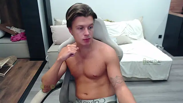 Snapshot of Sunny-Girl1 chatting on 11, 10, 2025 Sunny-Girl1 online show from 11, 10, 2025