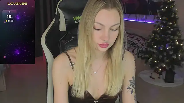 BiMolly online show from 9, 1, 2025