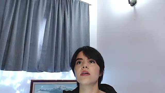 mia collins x online show from 1, 4, 2026