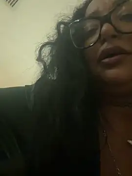 Snapshot of PichyPrettyPussy chatting on 3, 11, 2025 PichyPrettyPussy online show from 3, 11, 2025