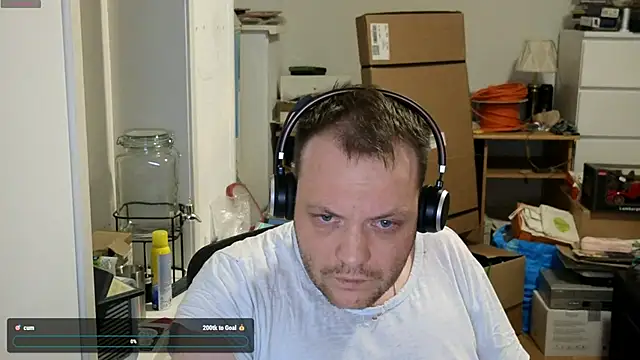 Snapshot of sexyhotboy87 chatting on 23, 12, 2024 sexyhotboy87 online show from 23, 12, 2024