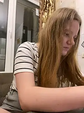 Snapshot of -MimmiLissa- chatting on 19, 1, 2025 -MimmiLissa- online show from 19, 1, 2025