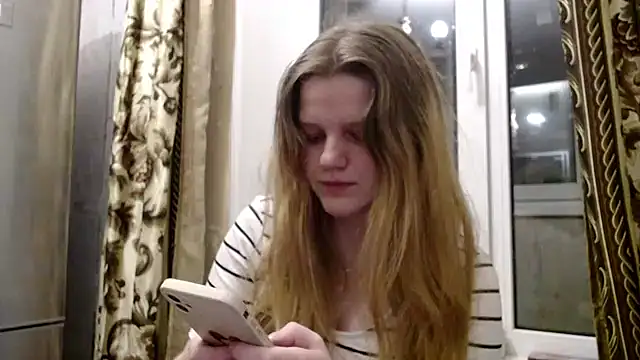 Snapshot of -MimmiLissa- chatting on 24, 11, 2025 -MimmiLissa- online show from 24, 11, 2025