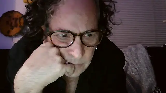 needmorecum online show from 28, 4, 2026