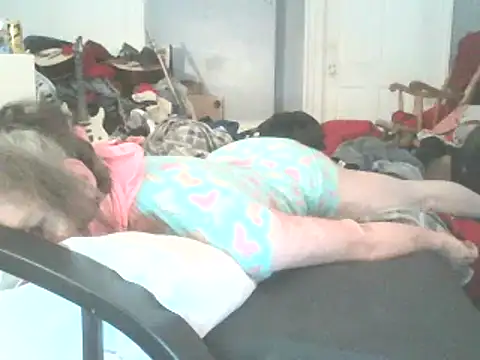 Snapshot of Valarie83 chatting on 9, 2, 2025 Valarie83 online show from 9, 2, 2025