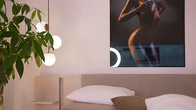 DoviaClaire online show from 10, 11, 2025