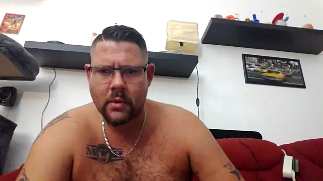 sexykevin17cm online show from 5, 11, 2025