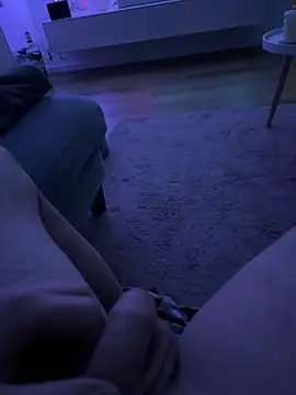 JasonPhil1107 online show from 8, 1, 2025