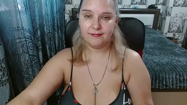 Snapshot of Boolochka chatting on 1, 2, 2026 Boolochka online show from 1, 2, 2026