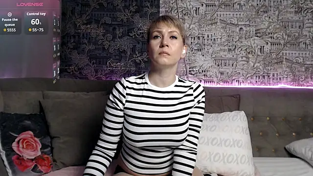 mandy foxxx online show from 6, 11, 2025