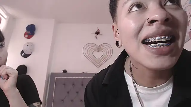 dulce maria x online show from 5, 2, 2026