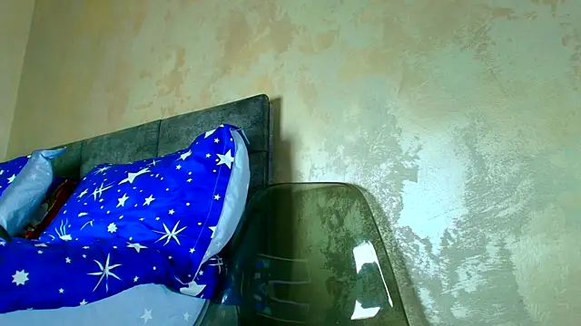 Snapshot of angeliquevany chatting on 5, 11, 2025 angeliquevany online show from 5, 11, 2025