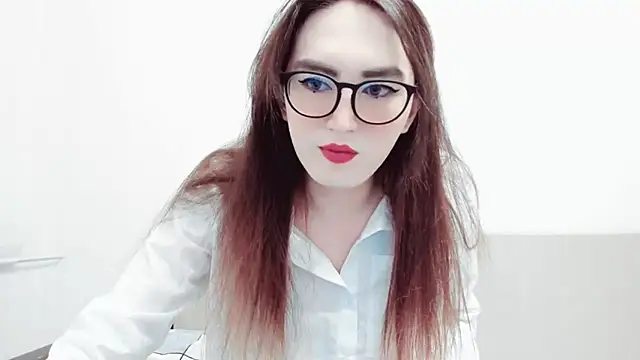MinniMaksy online show from 7, 12, 2024