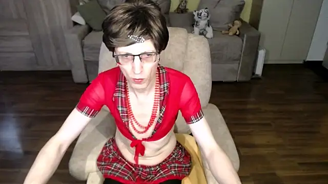Snapshot of clementine chatting on 8, 6, 2026 clementine online show from 8, 6, 2026