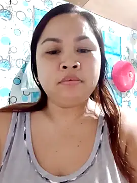 Snapshot of XXLorie_02 chatting on 5, 3, 2025 XXLorie 02 online show from 5, 3, 2025