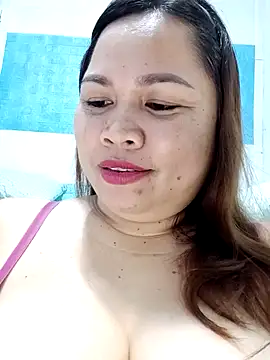 Snapshot of XXLorie_02 chatting on 13, 3, 2025 XXLorie 02 online show from 13, 3, 2025