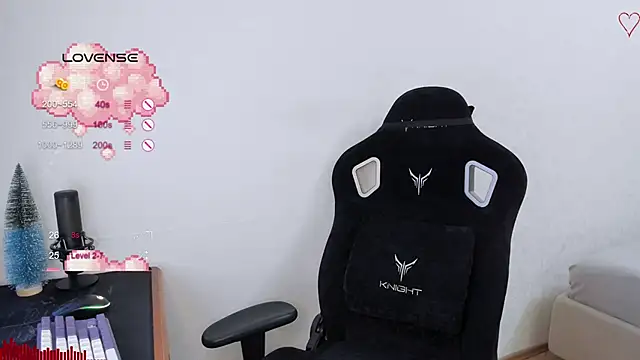 SkyqueenI online show from 6, 12, 2024