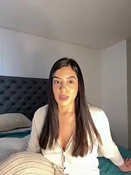 Snapshot of kamivolkano chatting on 3, 3, 2025 kamivolkano online show from 3, 3, 2025