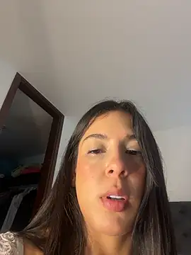 Snapshot of kamivolkano chatting on 18, 11, 2025 kamivolkano online show from 18, 11, 2025