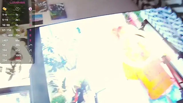 Snapshot of Misamane chatting on 27, 10, 2025 Misamane online show from 27, 10, 2025