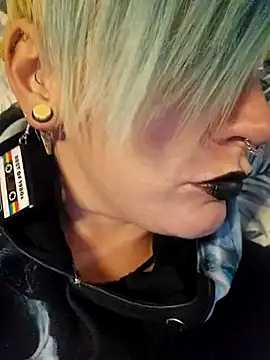 PinkTheHawk online show from 10, 1, 2025