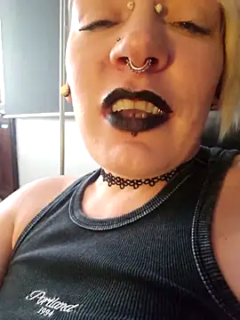 PinkTheHawk online show from 18, 9, 2025