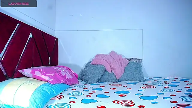 DanisaBrown online show from 16, 12, 2024