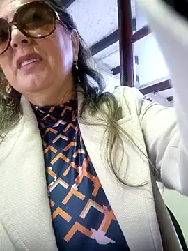 Snapshot of emma_tour chatting on 11, 12, 2024 emma tour online show from 11, 12, 2024