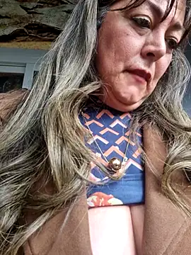 Snapshot of emma_tour chatting on 11, 2, 2025 emma tour online show from 11, 2, 2025