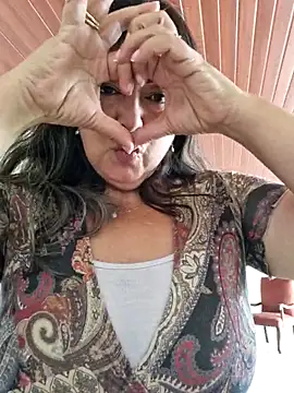 Snapshot of emma_tour chatting on 16, 2, 2025 emma tour online show from 16, 2, 2025