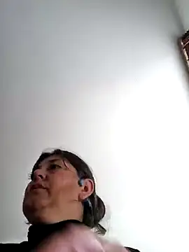 Snapshot of emma_tour chatting on 24, 2, 2025 emma tour online show from 24, 2, 2025