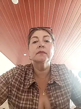 Snapshot of emma_tour chatting on 28, 9, 2025 emma tour online show from 28, 9, 2025