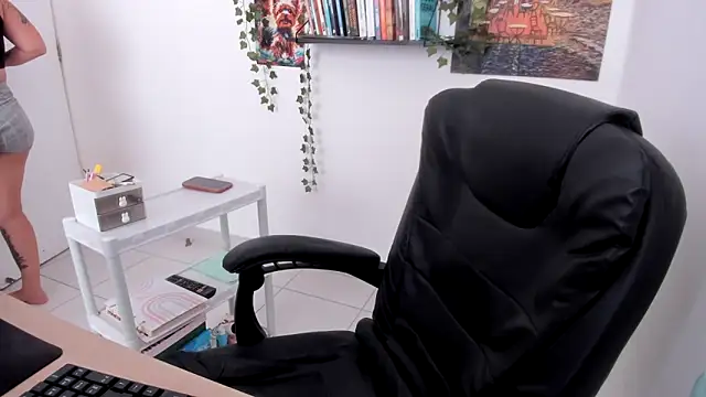 TaliMajesty online show from 14, 12, 2024