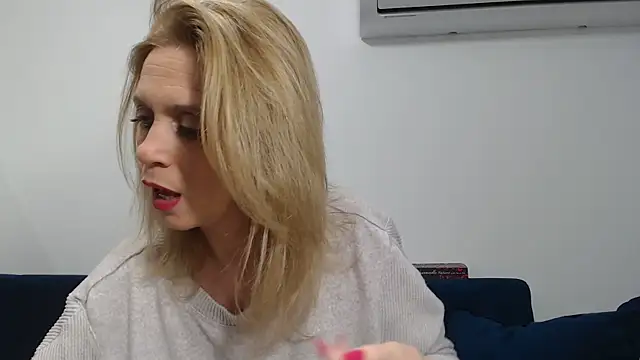 MysticCreature online show from 16, 3, 2026