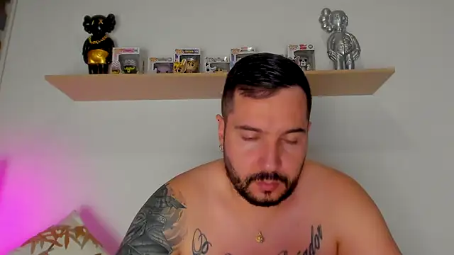 camilo restrepo21 online show from 21, 10, 2025