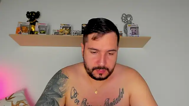 camilo restrepo21 online show from 17, 12, 2025