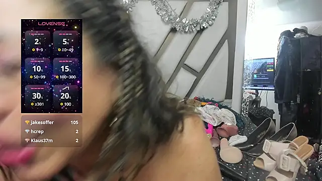 Snapshot of matureluna chatting on 5, 3, 2025 matureluna online show from 5, 3, 2025