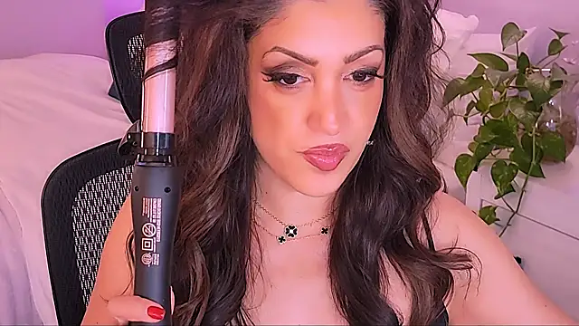 Wonderful Woman online show from 24, 3, 2026