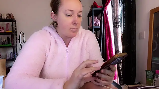 kisicaxx online show from 13, 11, 2025